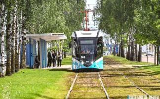 В Витебске неподалеку от железнодорожного вокзала по-новому организовали посадку-высадку пассажиров трамваев 