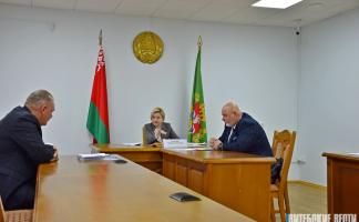 Проблемы работы льнозаводов Витебщины были подняты в ходе приема граждан Надеждой Лазаревич