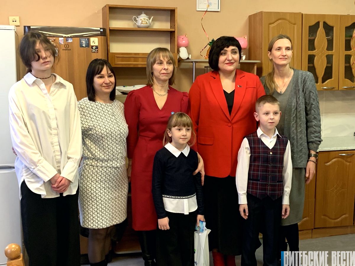 Детскому социально-педагогическому центру Витебского района переданы товары, собранные в аптеках области неравнодушными людьми