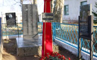 Останки погибшего во время Великой Отечественной войны бойца РККА перезахоронили в Витебском районе