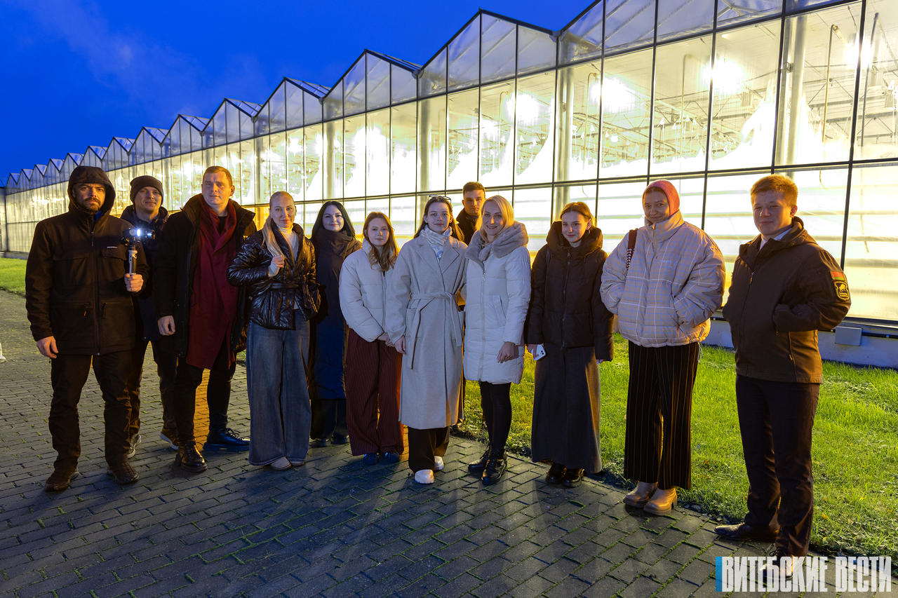 Пресс-тур по Витебской области раскрыл потенциал роботизированных ферм и теплиц с испанскими шмелями