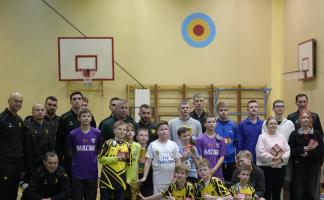 Подарки чемпионов детям. МЛ «Витебск» посетил в Витебске специальную школу-интернат