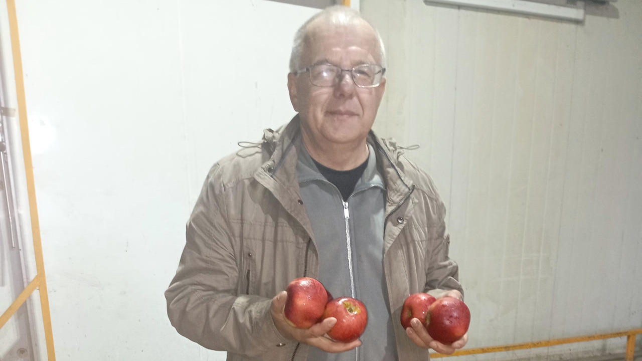 Ад кветак да яблыкаў: як фермер з Міёр за 20 гадоў стварыў гаспадарку «Дэмскі сад» на 100 гектараў