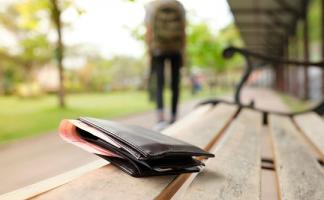 Как стать законным владельцем найденной вещи, рассказали витебские правоохранители