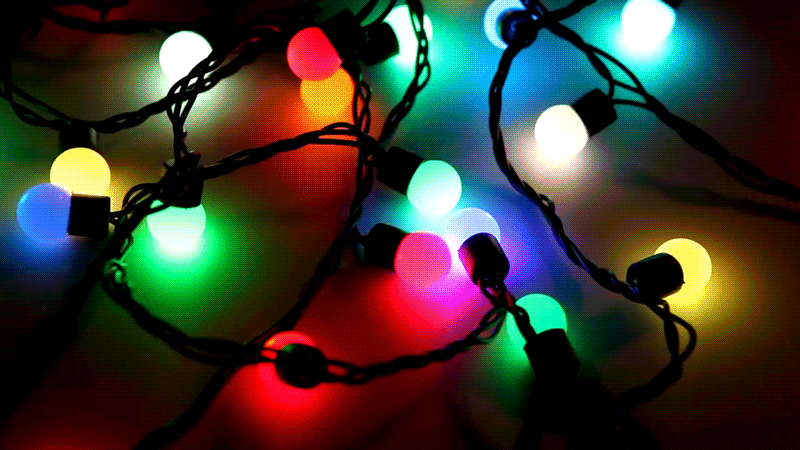 Как выбрать безопасную и качественную гирлянду, рассказали в Госстандарте