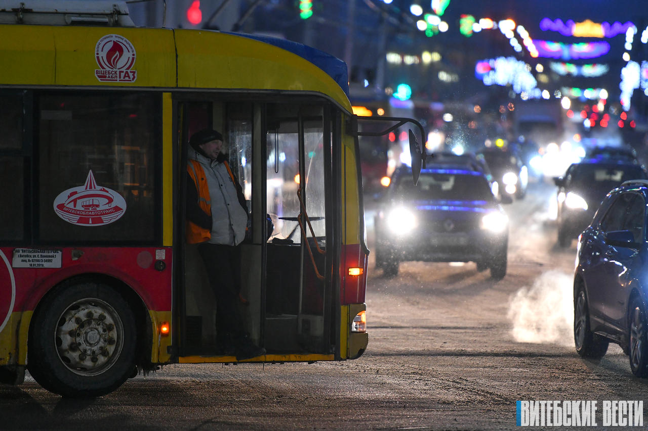 В центре Витебска было приостановлено троллейбусное движение