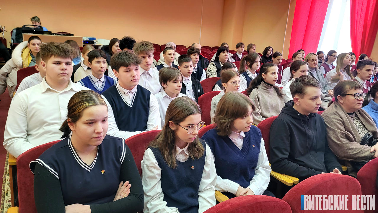 В Дубровно прошла ярмарка целевой подготовки