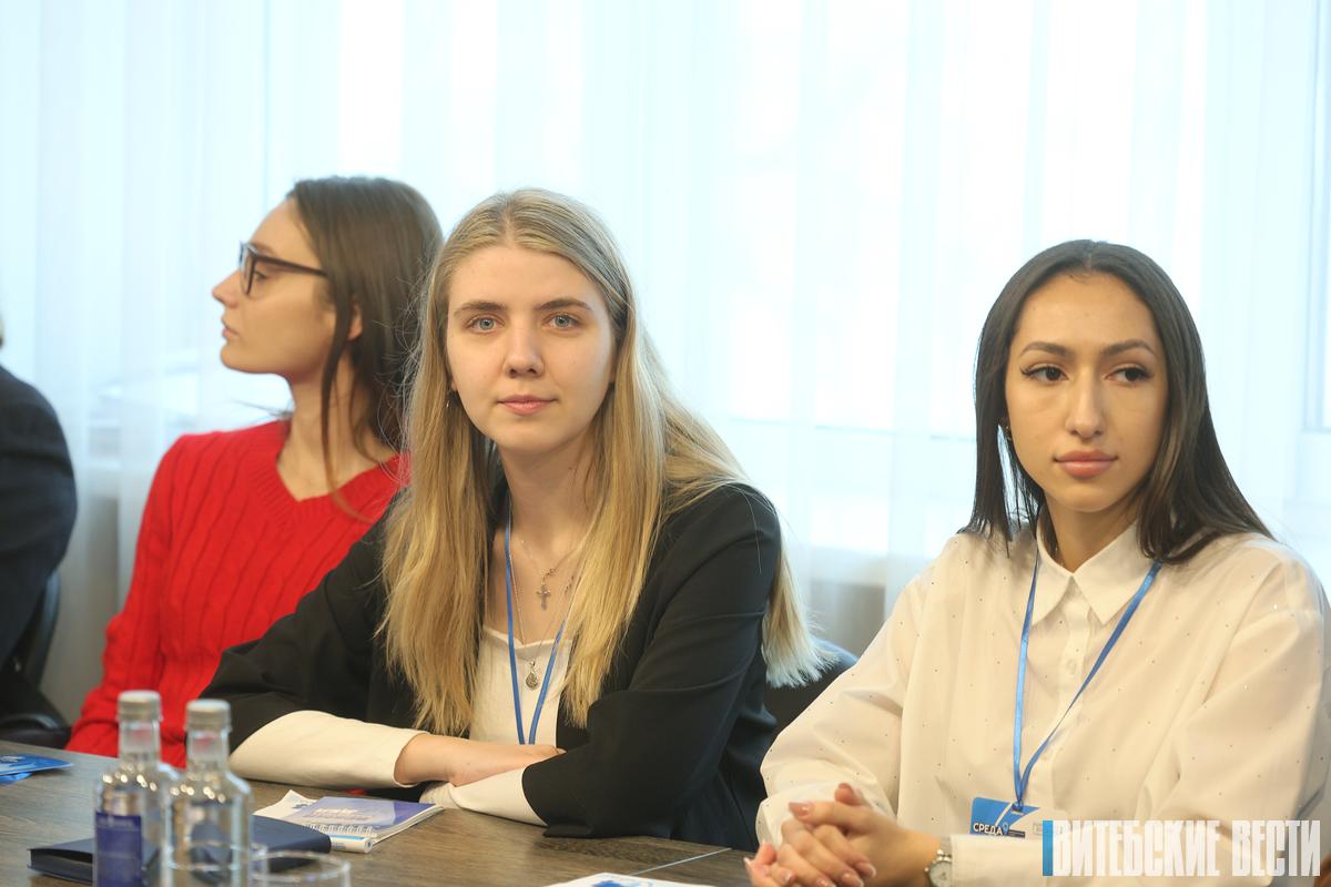 Стартовал форум работающей молодежи Первомайского района Витебска «Среда»