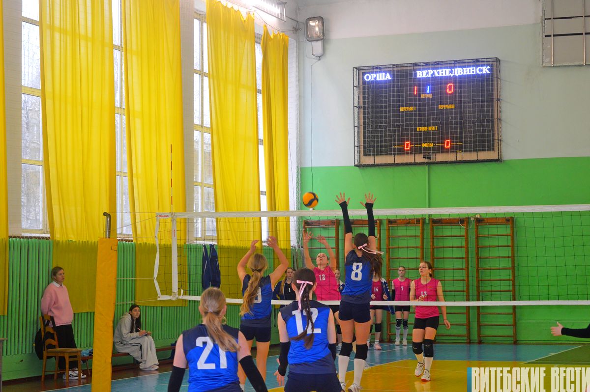 В Витебске с участием игроков юниорской сборной Беларуси прошло первенство области по волейболу  среди девушек