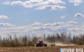 Урожай-2026. На Витебщине посевные агрегаты готовятся к выходу в поля