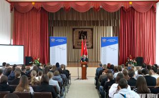 Более 100 молодых специалистов реального сектора экономики приняли участие в открытом диалоге с Виктором Николайкиным