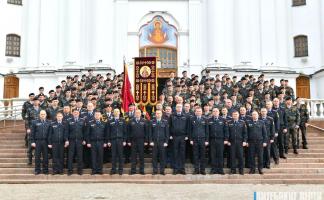 Святыня правопорядка: ОМОНу Витебщины вручена хоругвь с изображением лика Александра Невского