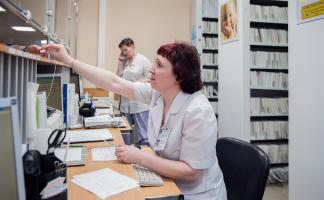 Как будут работать учреждения здравоохранения в выходные и праздничные дни в апреле-мае