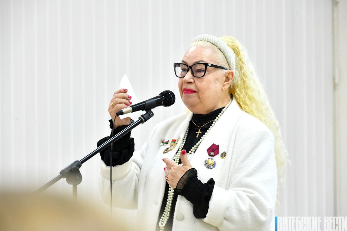 Поэтический диалог с Тамарой Красновой-Гусаченко, посвященный Году белорусской женщины, прошел в Витебске