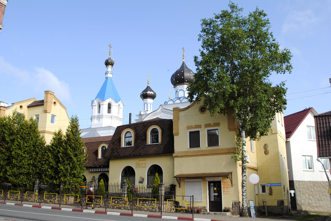 Костел XVII века, дворец Тызенгаузов и «Зюзя Поозерский»: какие туристические бренды развивают в Поставском районе