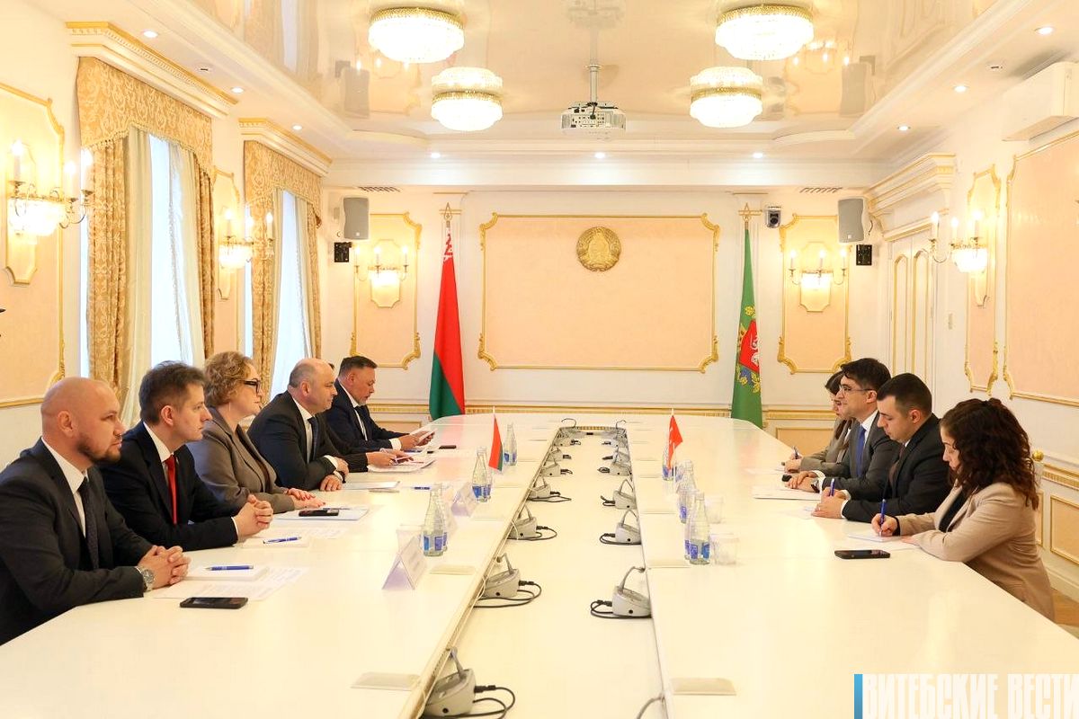 Состоялась встреча руководства облисполкома с Чрезвычайным и Полномочным Послом Турции в Беларуси