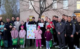 Как «МЛ Витебск» сегодня в Витебске продолжил свой благотворительный марафон 