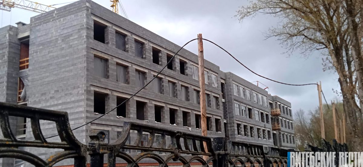 Каковы ближайшие планы по строительству учреждений образования в Витебске?