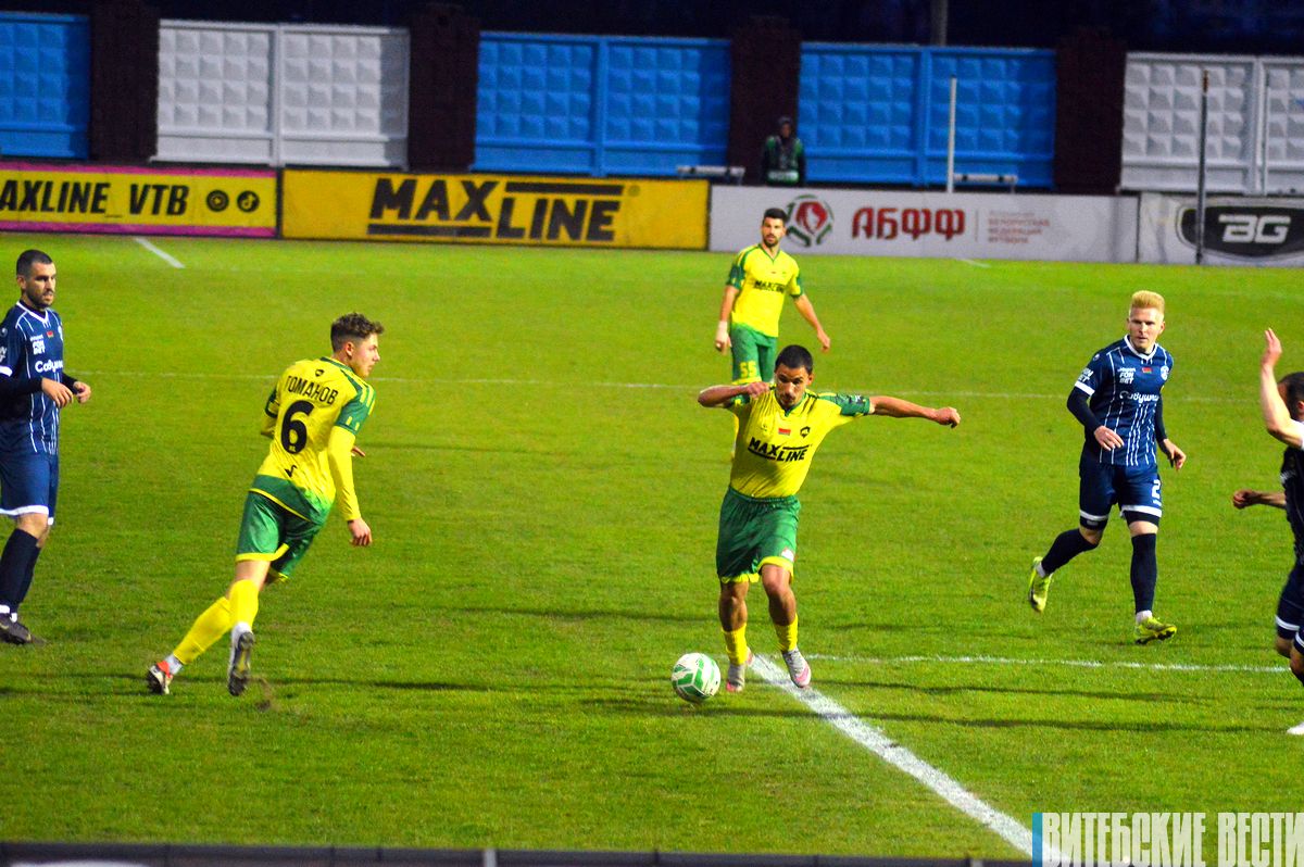 «МЛ Витебск» сыграл матч с брестским «Динамо» в чемпионате Беларуси. Фоторепортаж с игры в Витебске
