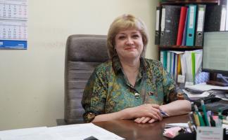 Более четверти века в кадрах: Ирина Голомуздова о наставниках, требовательности и балансе с внуками