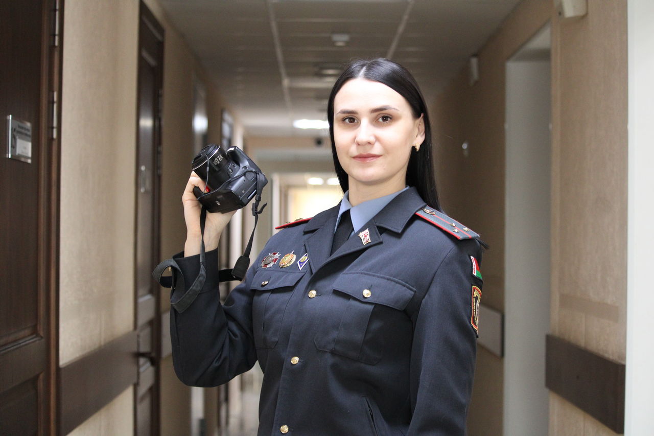 «Время знать»: как старший инспектор Полоцкого РОВД Вероника Косенкова борется с фейками и работает с молодежью