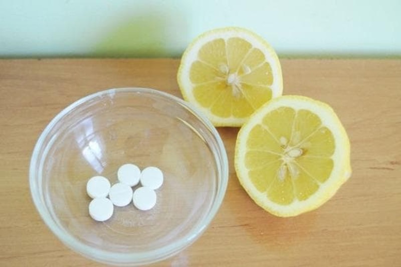 Маска лимонным соком. Аспирин и лимон. Маска с аспирином и лимонным соком. Аспирин и сок лимона. Маска с лимонной кислотой для лица.