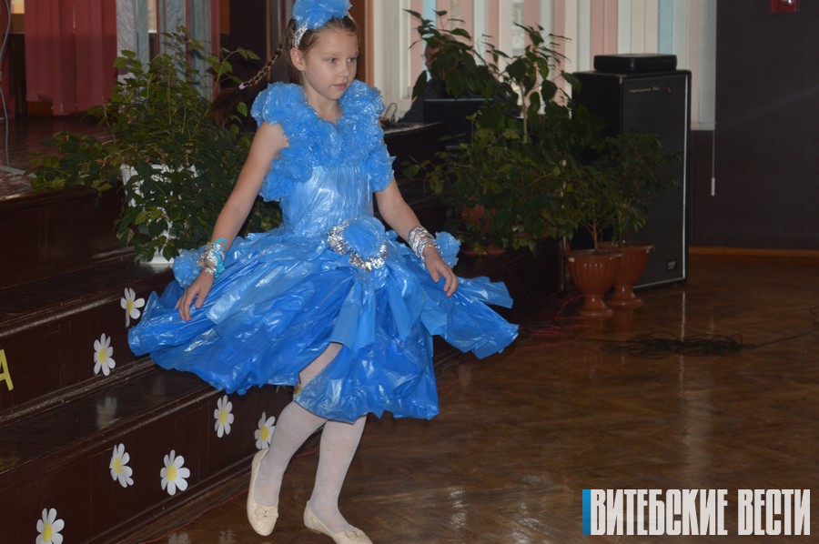 В Свердловской области участницам конкурса красоты подарили мусорные пакеты и бахилы - Афиша Daily