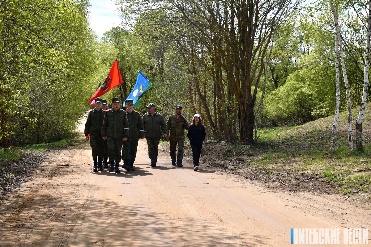 На воинском захоронении в деревне Новики Витебского района открылась  международная Вахта памяти