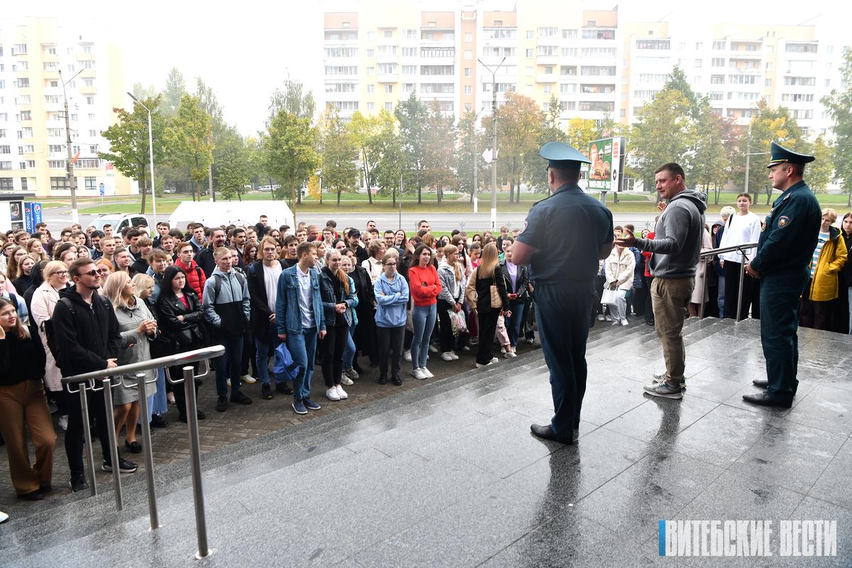 В Витебске стартовал Единый день безопасности: в торговом центре «ТриО»  эвакуировали около 600 человек