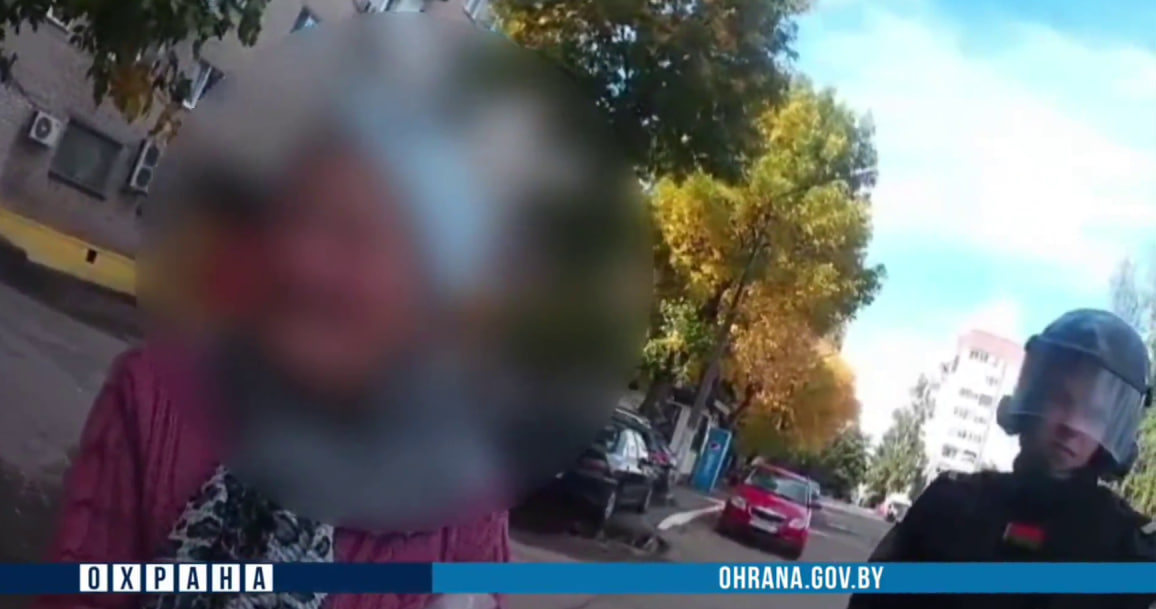 В Полоцке сотрудники охраны вернули домой потерявшуюся 75-летнюю пенсионерку