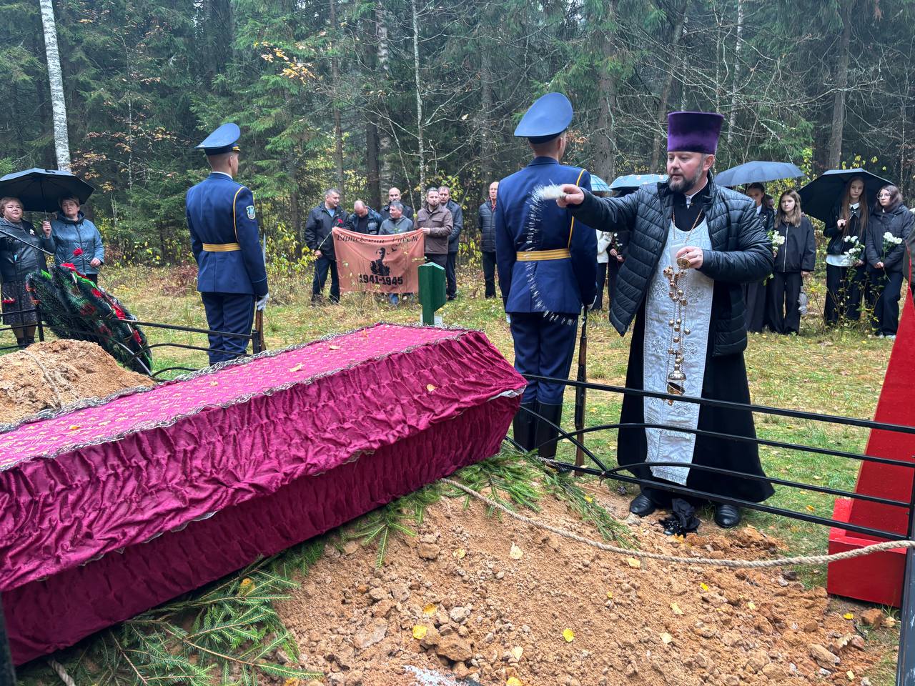 В деревне Вишни предали земле останки воинов, павших за освобождение Витебщины
