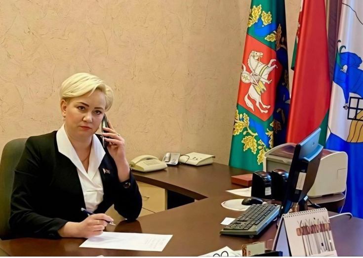 С какими вопросами обратились жители Витебской области к члену Совета Республики Наталье Маркович? 