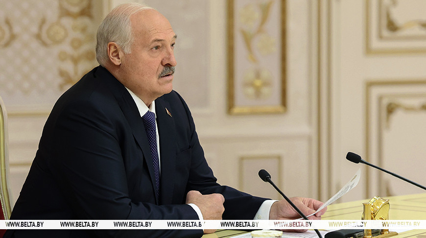 Александр Лукашенко ставит задачу во что бы то ни стало преодолеть планку в $1 млрд в торговле с Брянской областью